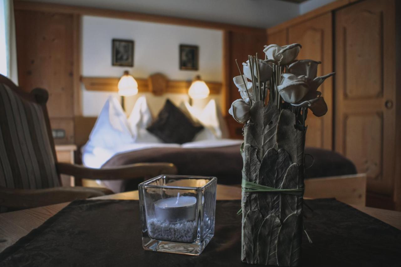 Landhaus Andrea Saalbach ภายนอก รูปภาพ